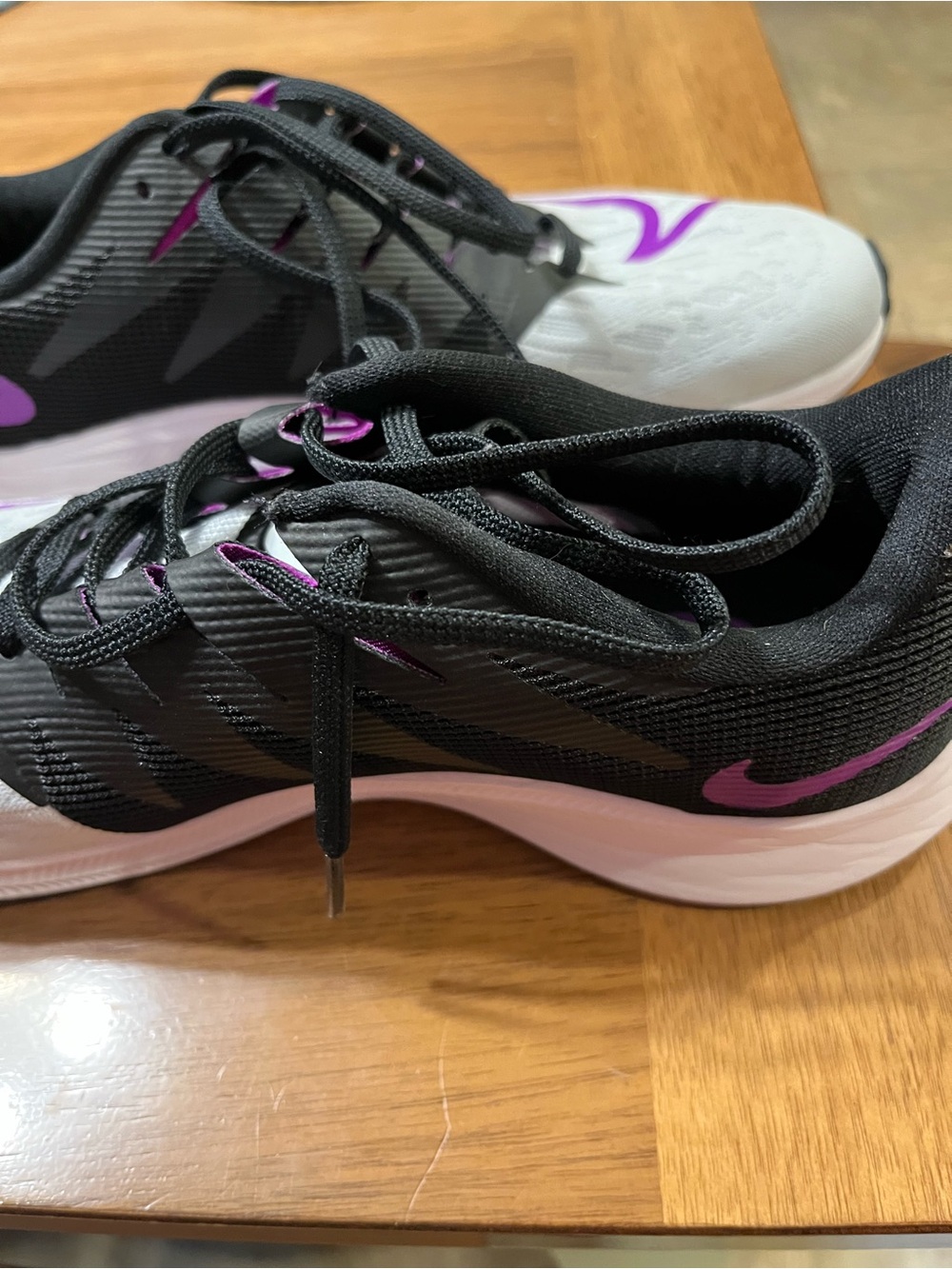 Nike Women's Rival FlyAthletic Running Shoes Gray with Purple and Black Size 9 - Picture 8 of 8